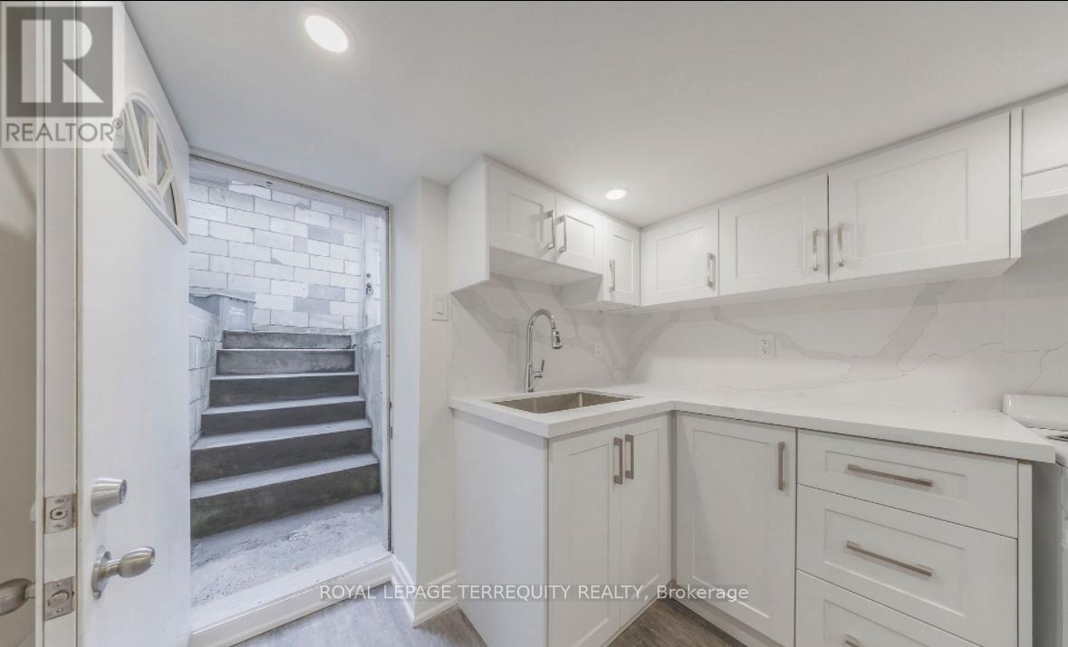Bsmt - 185 Laughton Avenue, Toronto, Ontario  M6N 2X6 - Photo 1 - W13739838