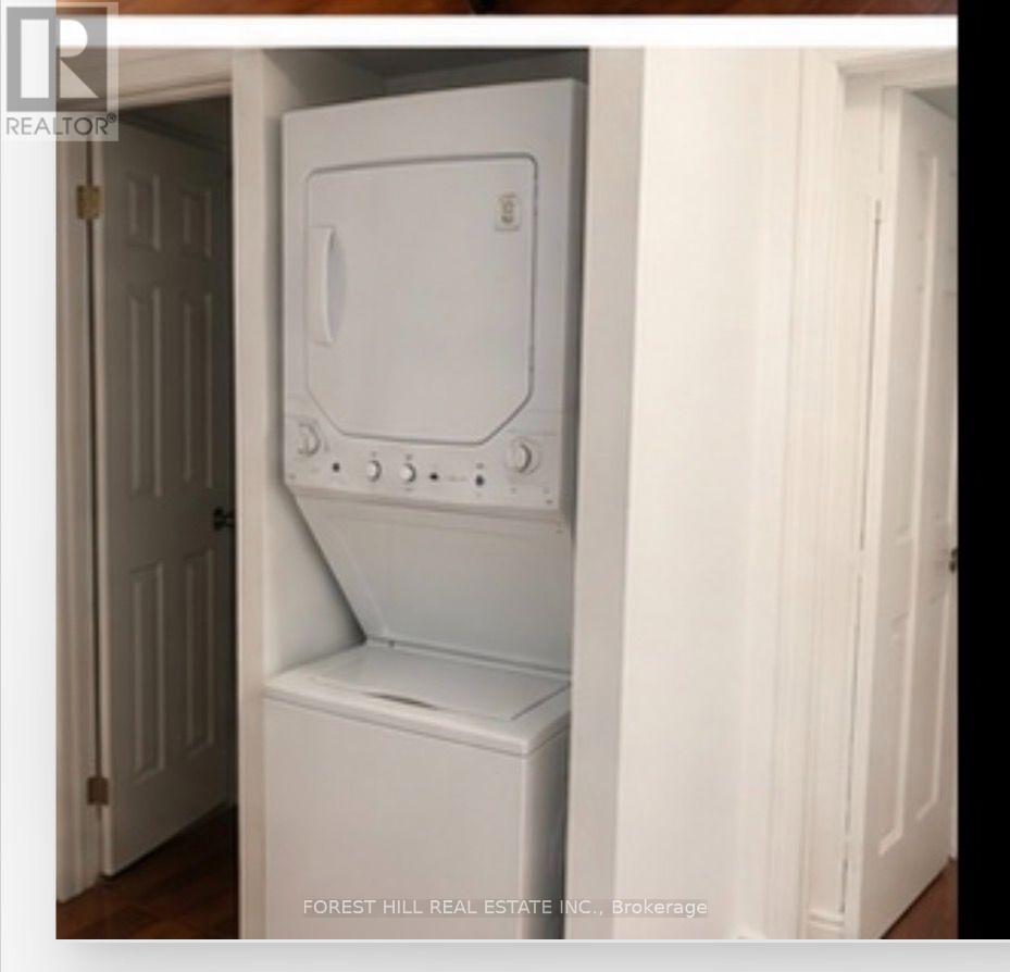 2 - 2530 Eglinton Avenue W, Toronto, Ontario  M6M 1T1 - Photo 4 - W13661264