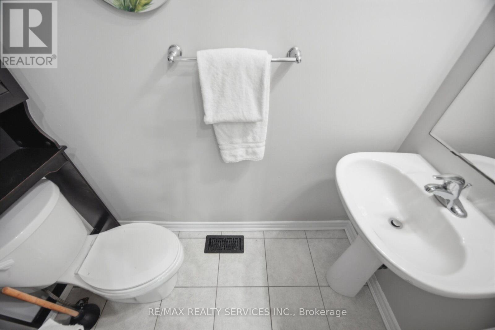3 Fenchurch Drive, Brampton, Ontario  L7A 4G5 - Photo 20 - W13739914