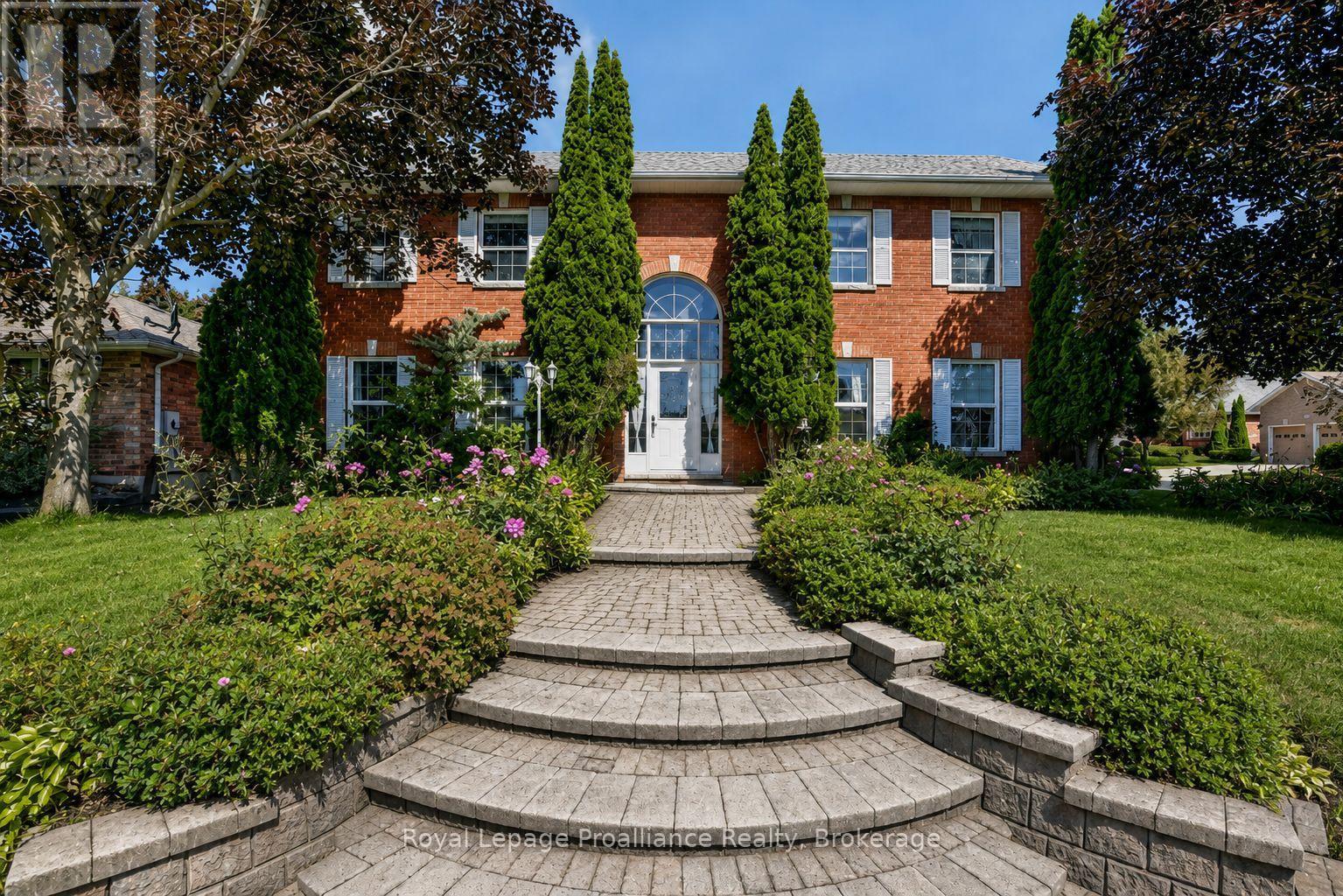 1664 Forster Avenue, Peterborough, Ontario  K9K 2G6 - Photo 2 - X13736310