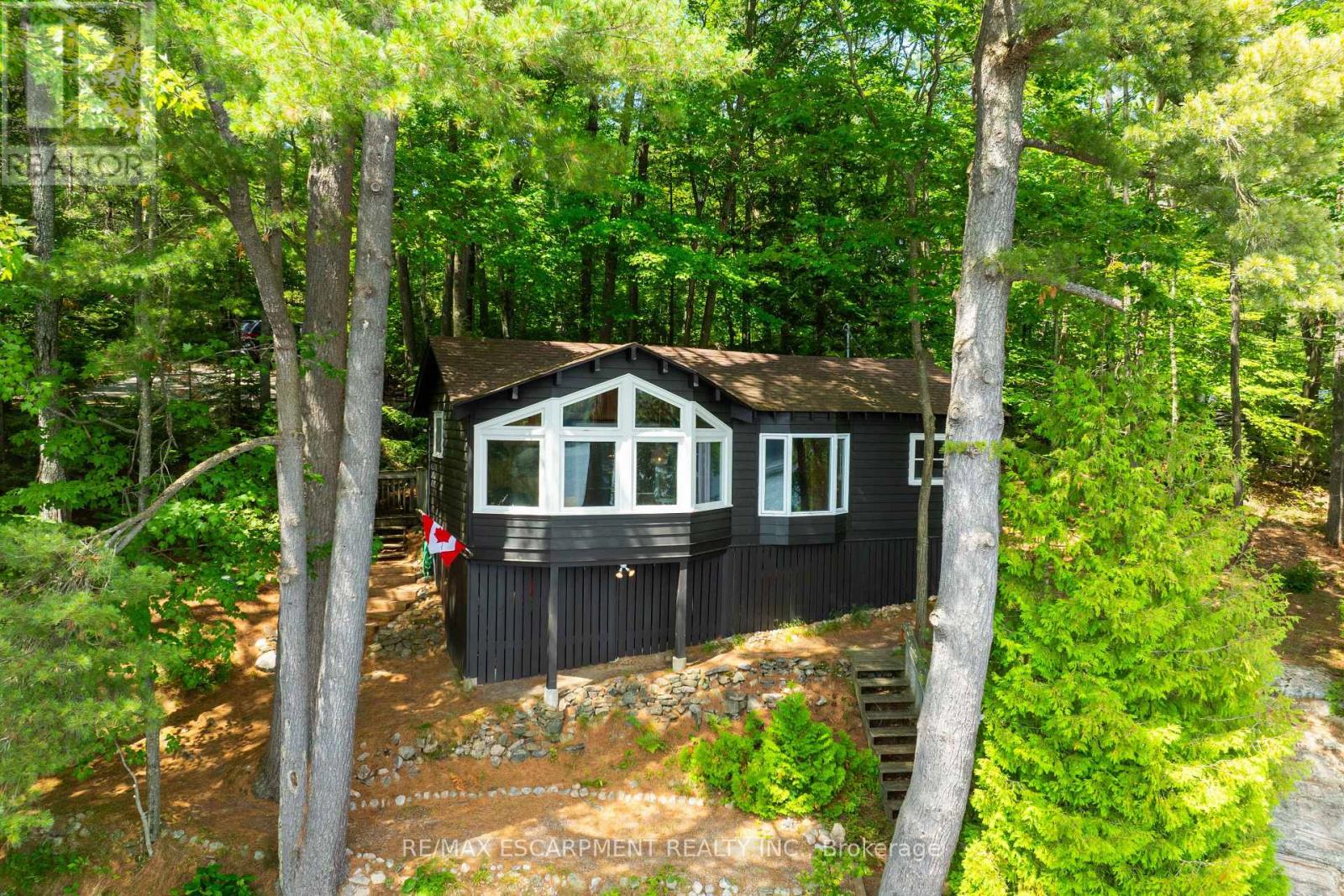1009 Fogo Street, Muskoka Lakes, Ontario P0C 1H0 - Photo 11 - X13675334