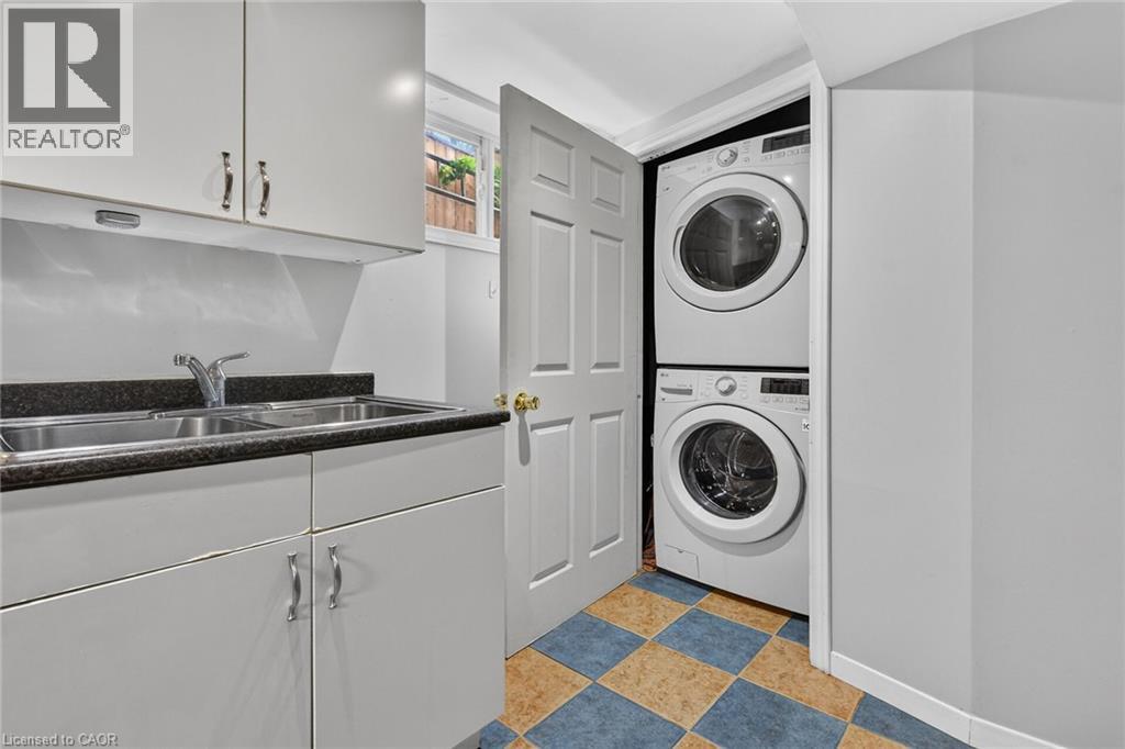 10 Krafty Court, Hamilton, Ontario  L9C 6R7 - Photo 36 - 40860309