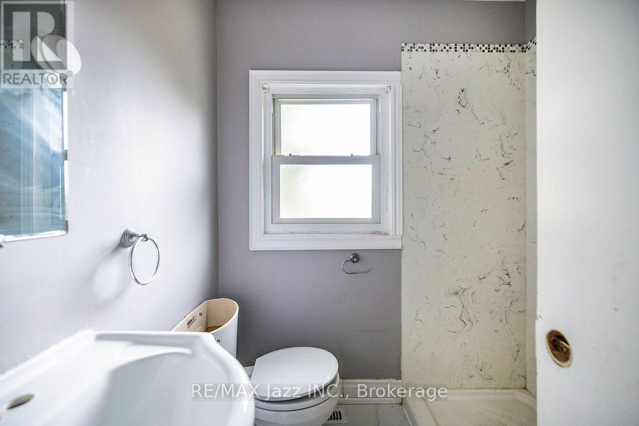 1500 Simcoe Street N, Oshawa, Ontario  L1G 4X7 - Photo 20 - E13738554