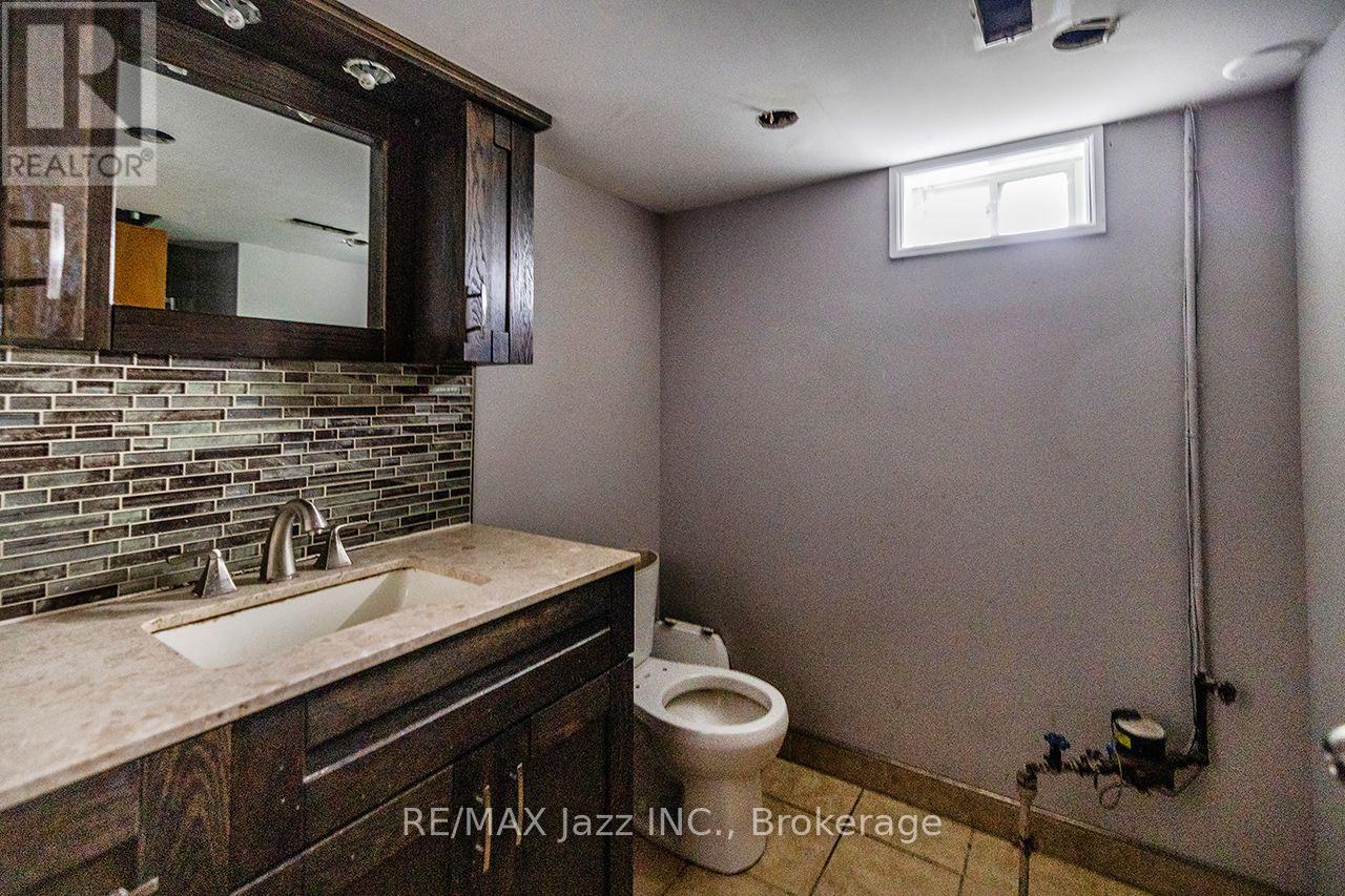 1500 Simcoe Street N, Oshawa, Ontario  L1G 4X7 - Photo 25 - E13738554