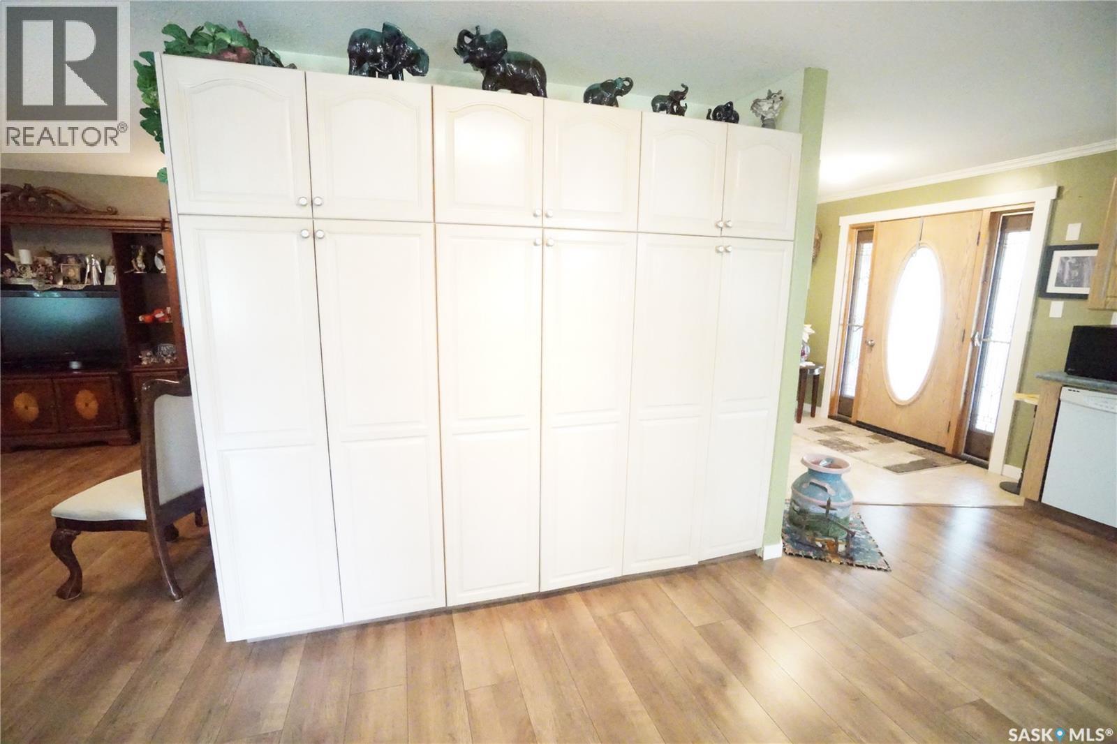 406 2nd Avenue W, Riverhurst, Saskatchewan  S0H 3P0 - Photo 12 - SK047411