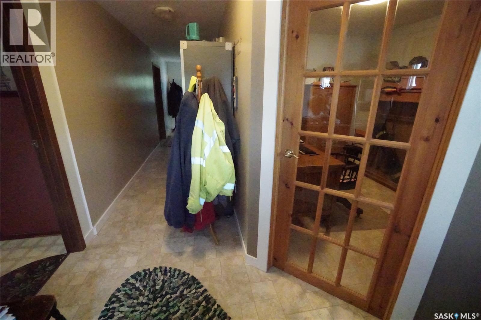 406 2nd Avenue W, Riverhurst, Saskatchewan  S0H 3P0 - Photo 28 - SK047411