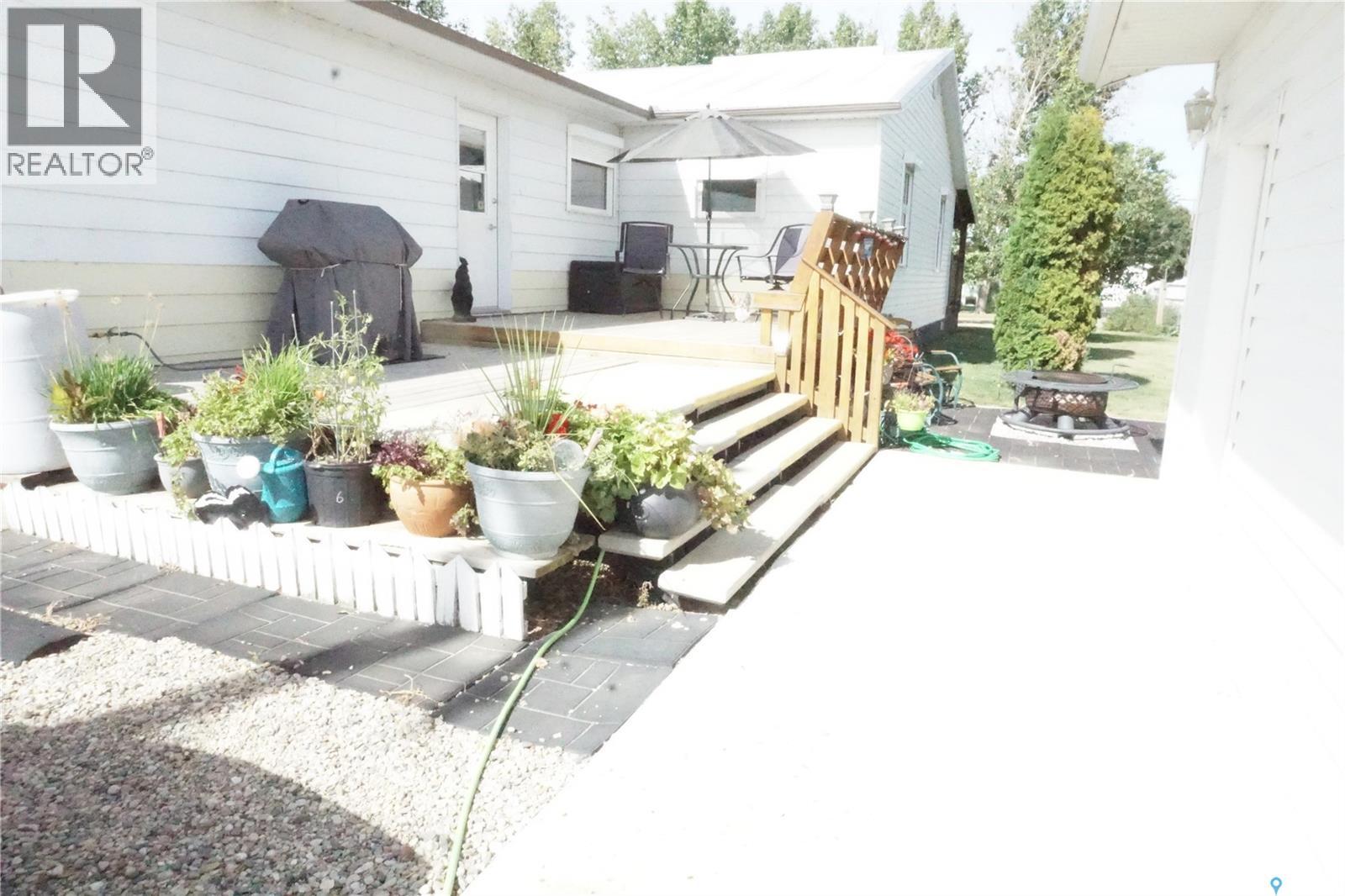 406 2nd Avenue W, Riverhurst, Saskatchewan  S0H 3P0 - Photo 44 - SK047411