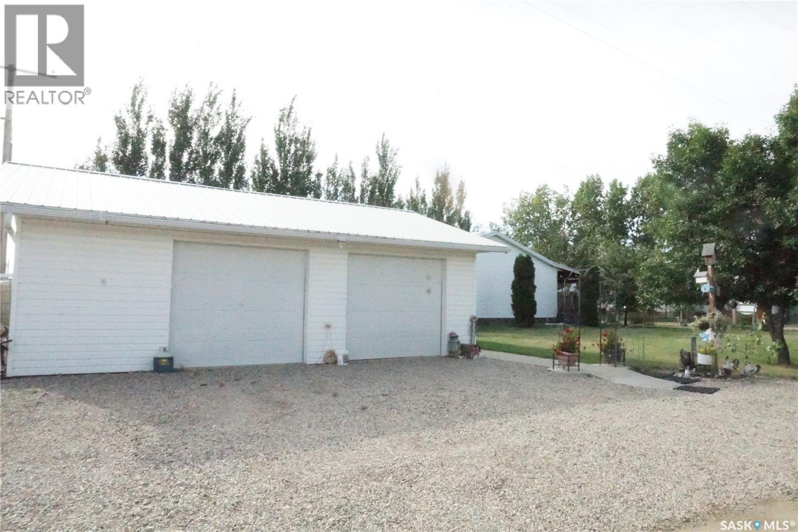 406 2nd Avenue W, Riverhurst, Saskatchewan  S0H 3P0 - Photo 49 - SK047411