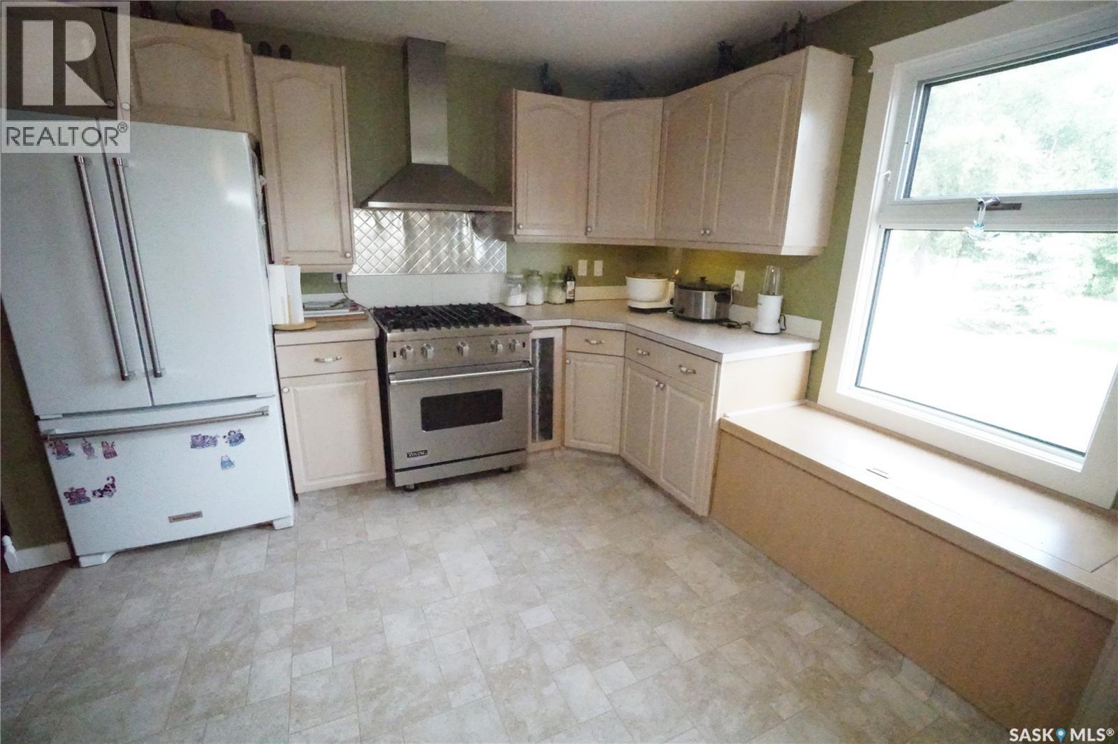 406 2nd Avenue W, Riverhurst, Saskatchewan  S0H 3P0 - Photo 7 - SK047411