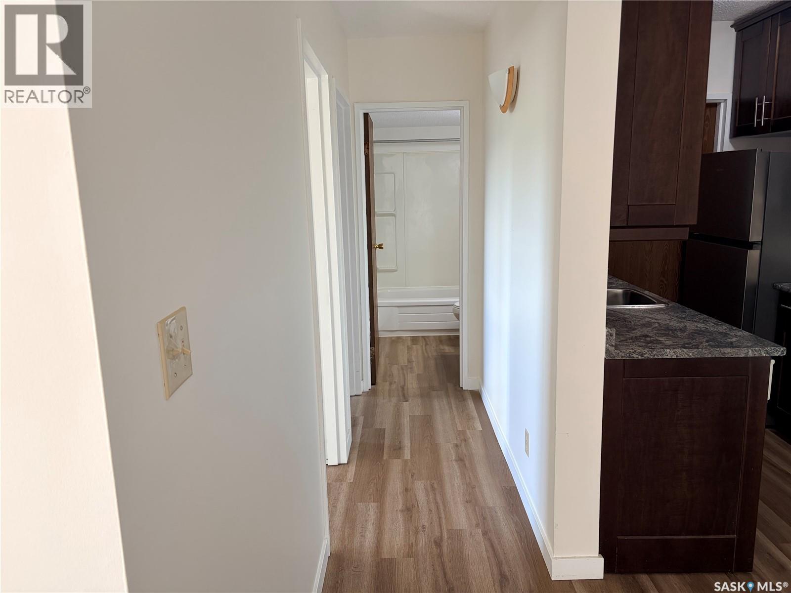 302 419 Tait Court, Saskatoon, Saskatchewan  S7H 5L3 - Photo 12 - SK047281
