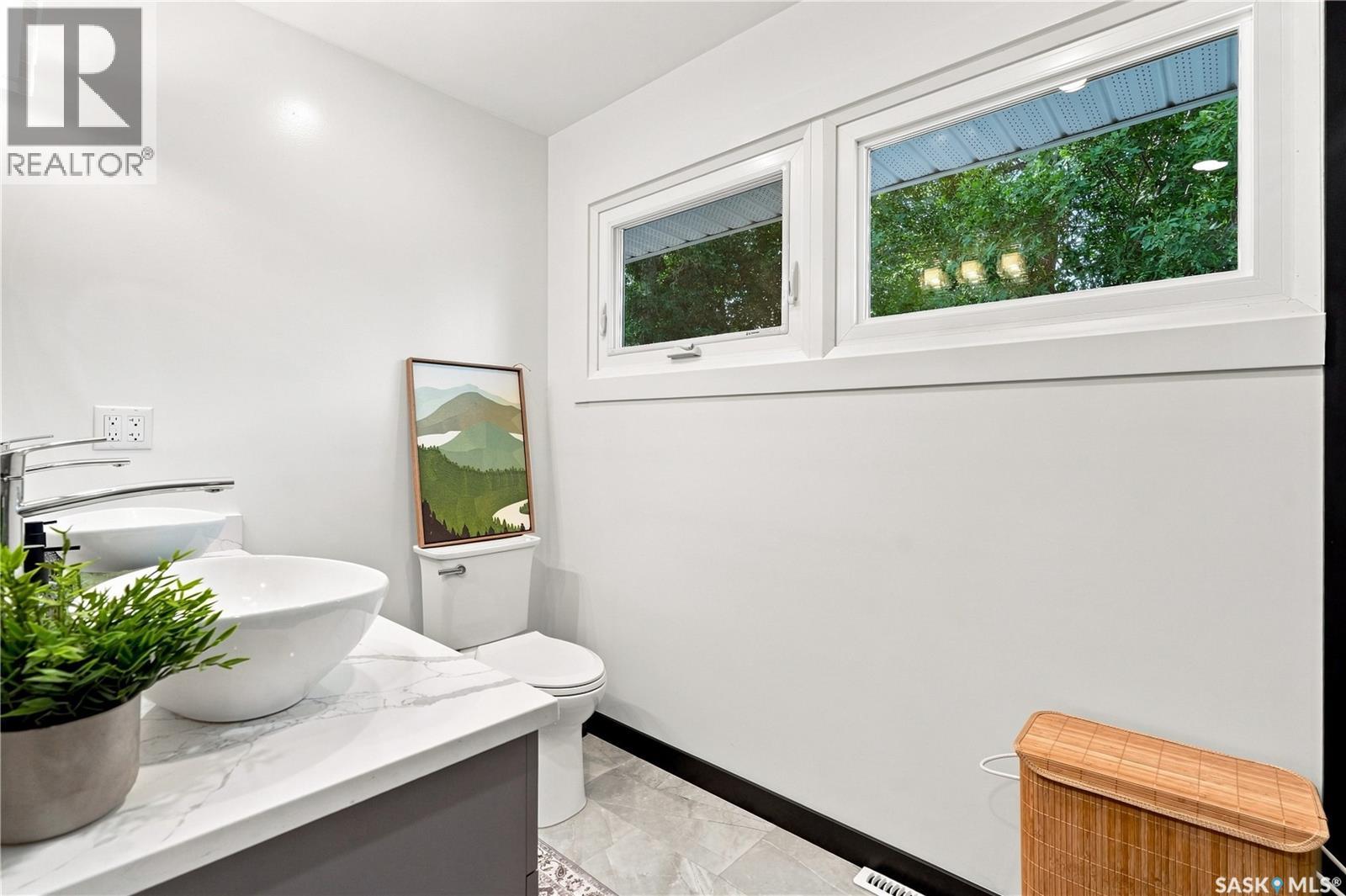 2524 Grant Road, Regina, Saskatchewan  S4S 5E6 - Photo 24 - SK047170