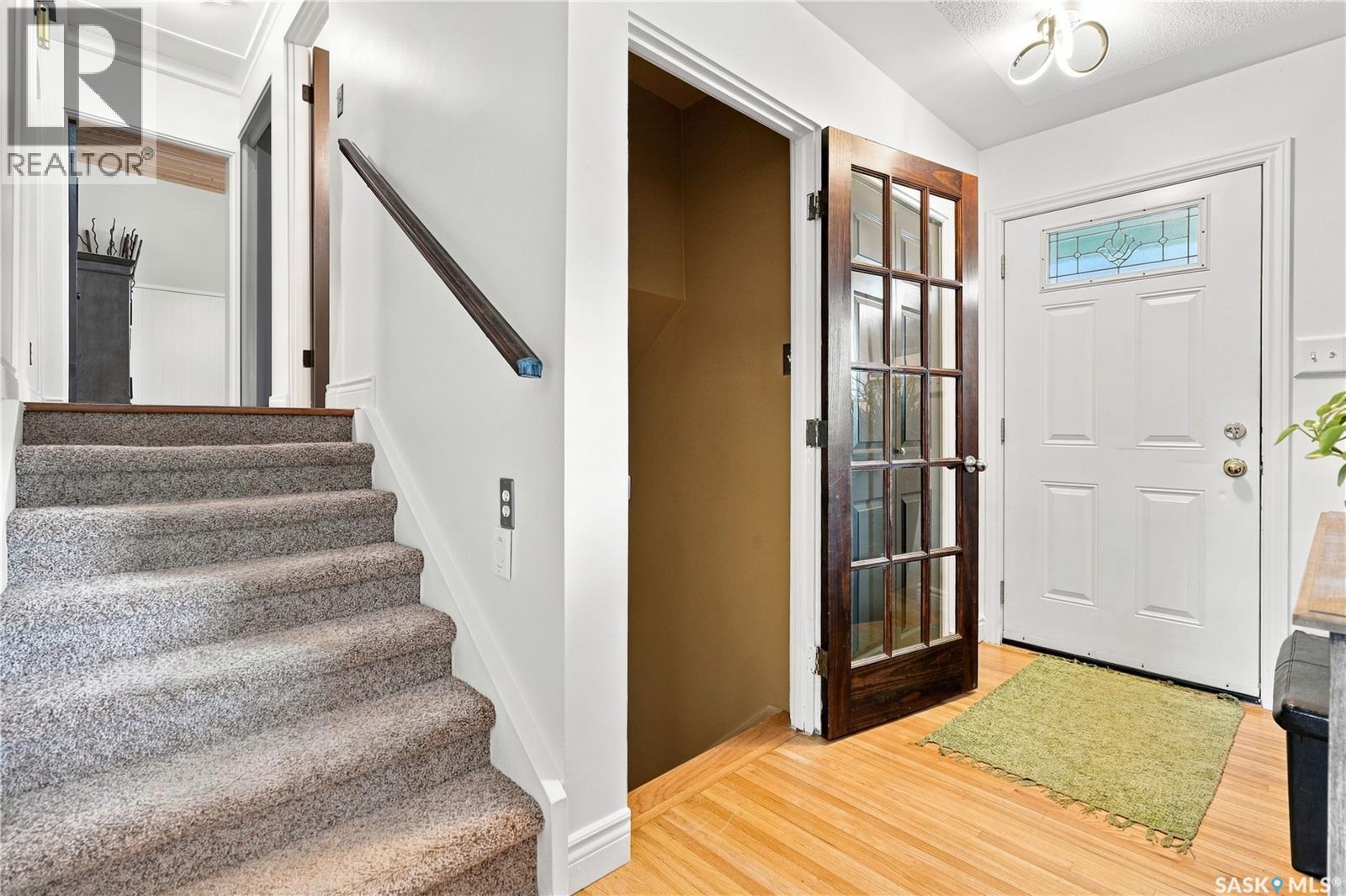 2524 Grant Road, Regina, Saskatchewan  S4S 5E6 - Photo 4 - SK047170