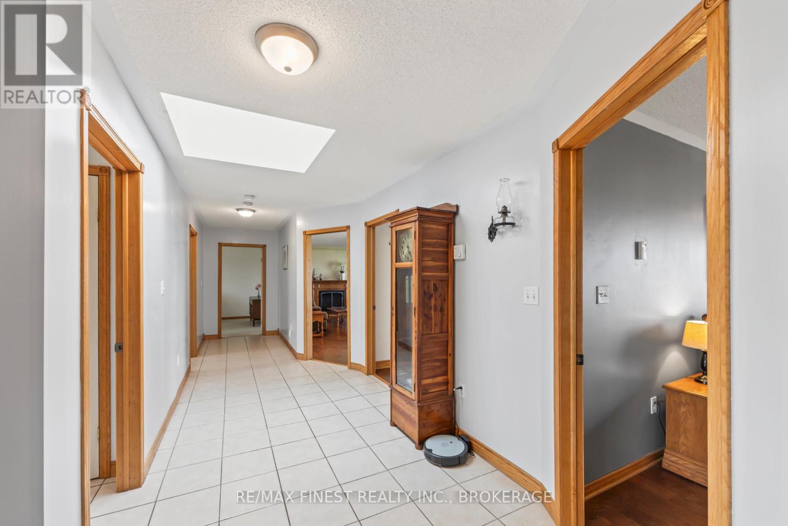 2800 Front Road, Loyalist, Ontario  K0H 2S0 - Photo 16 - X13739936