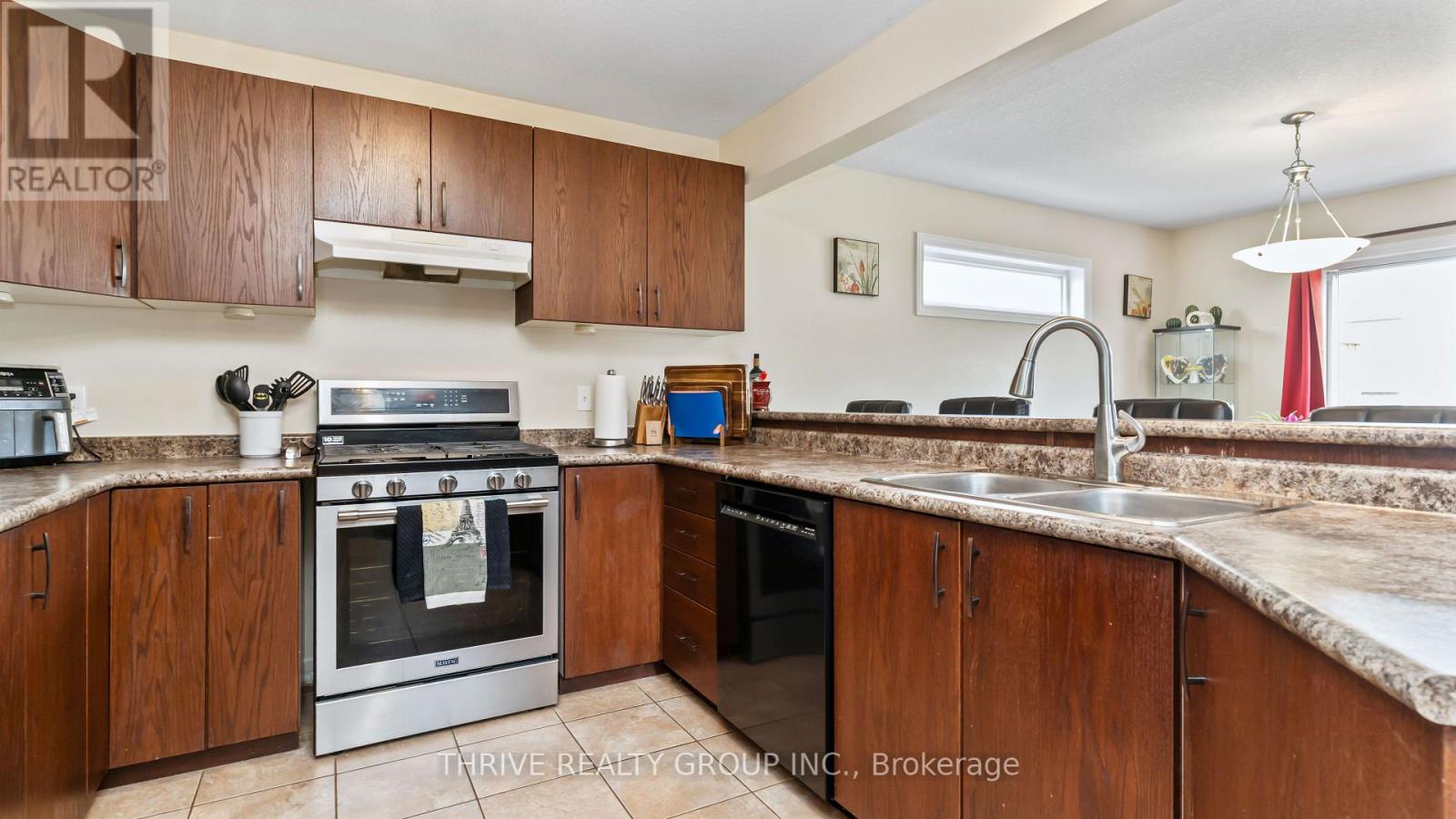 2695 Foxbend Link, London North, Ontario  N6G 0M7 - Photo 7 - X13739982
