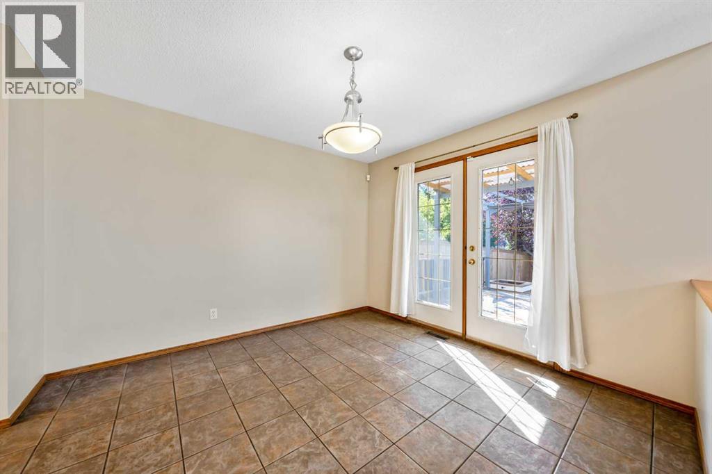 207 Citadel Peak Circle Nw, Calgary, Alberta  T3G 4E9 - Photo 14 - A2338563