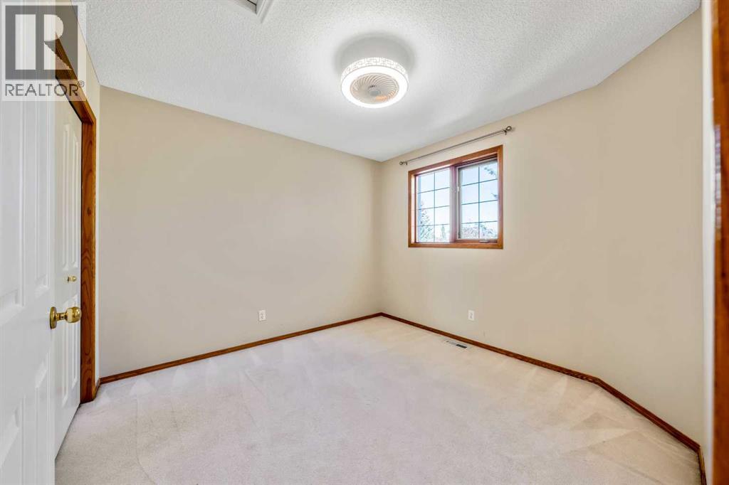 207 Citadel Peak Circle Nw, Calgary, Alberta  T3G 4E9 - Photo 35 - A2338563