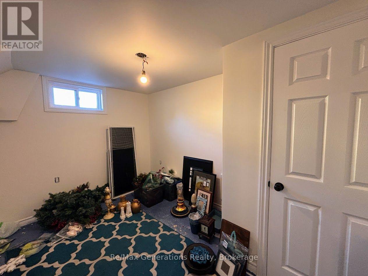 34 Redwing Avenue, Manitouwadge, Ontario  P0T 2C0 - Photo 19 - X13740062