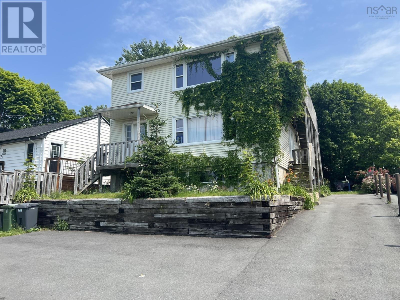 24 Charles Street, Dartmouth, Nova Scotia  B3A 3W6 - Photo 1 - 202622285
