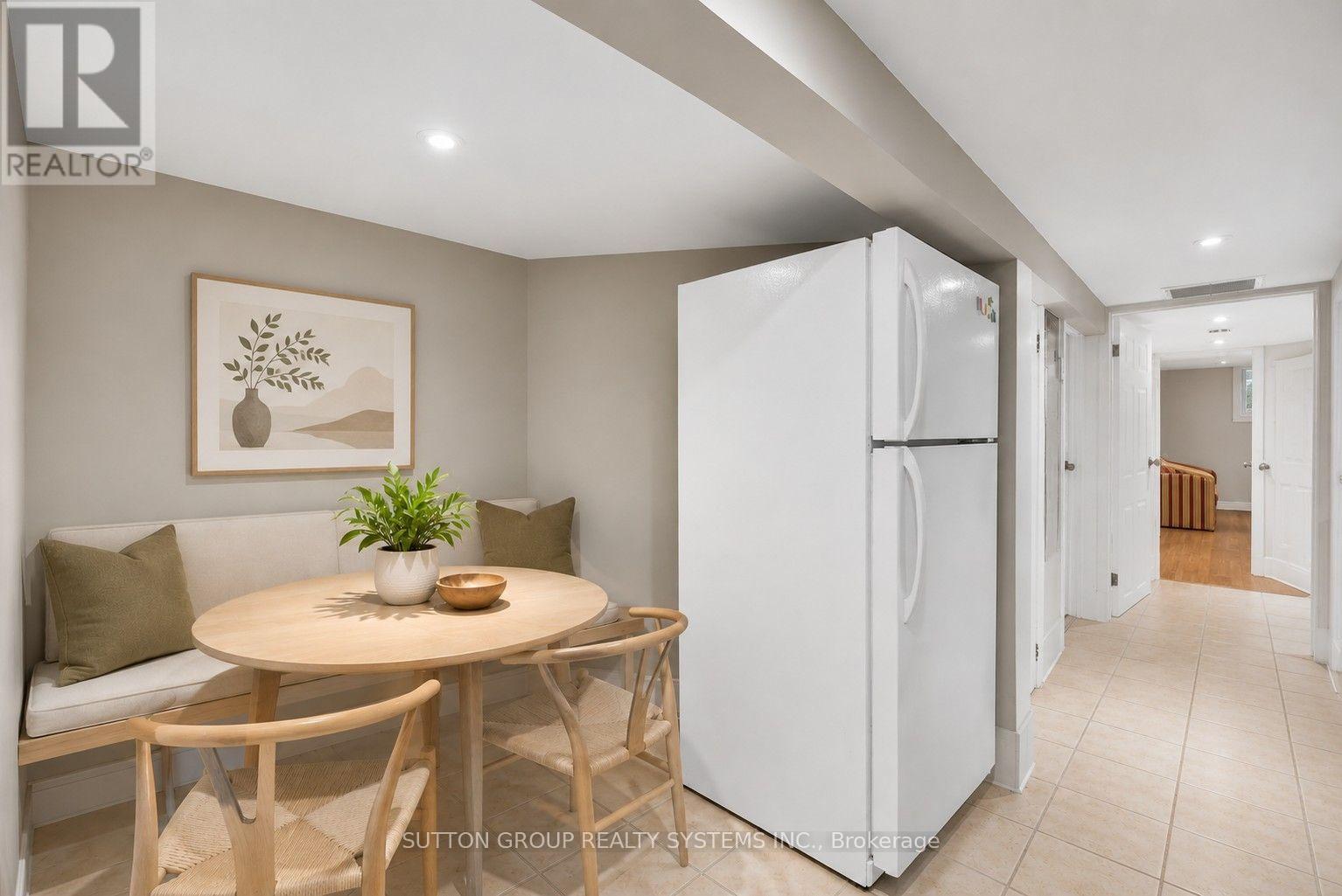 32 Green Lanes, Toronto, Ontario  M8Z 4V6 - Photo 24 - W13624996