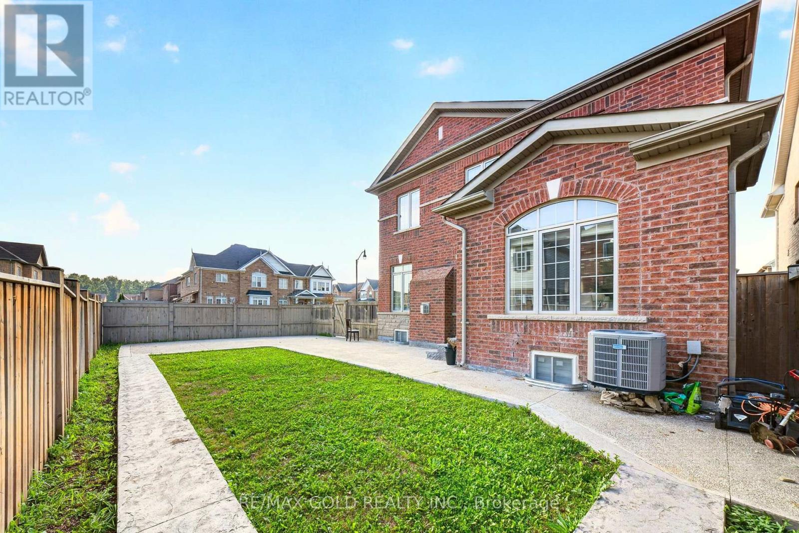 43 Kilkarrin Road W, Brampton, Ontario  L7A 4C6 - Photo 45 - W13739620