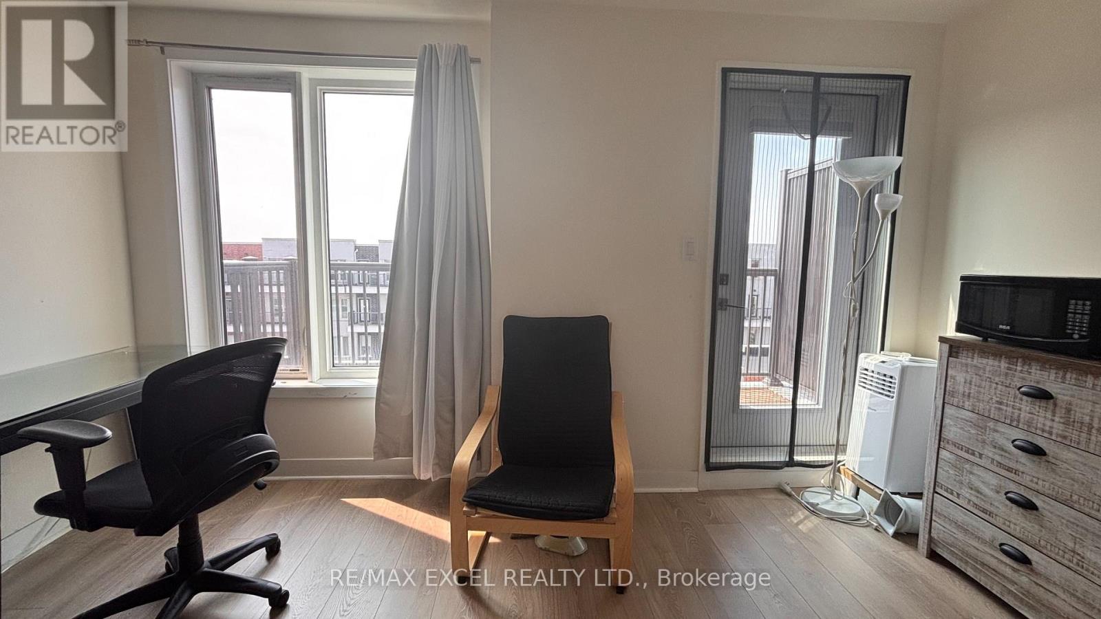 Room4 - 70 William Duncan Road, Toronto, Ontario  M3K 0C5 - Photo 11 - W13739908