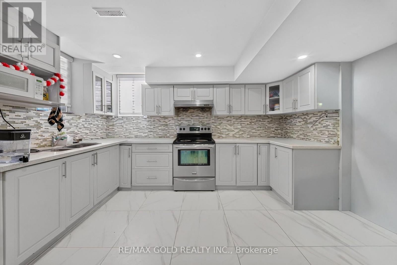 43 Kilkarrin Road W, Brampton, Ontario  L7A 4C6 - Photo 36 - W13739620