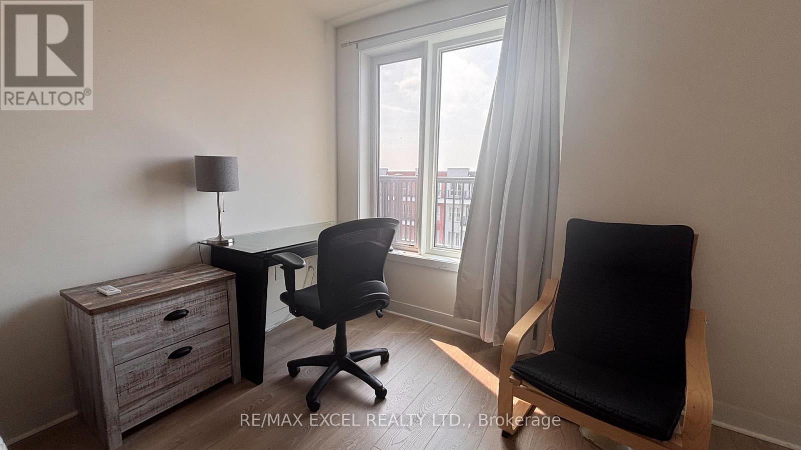 Room4 - 70 William Duncan Road, Toronto, Ontario  M3K 0C5 - Photo 12 - W13739908