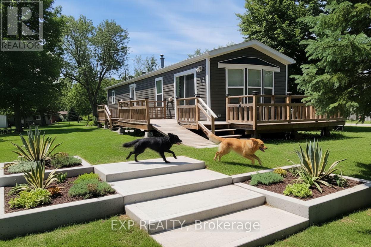 114 Harold Valley Drive, Ottawa, Ontario  K0A 2H0 - Photo 2 - X13563032