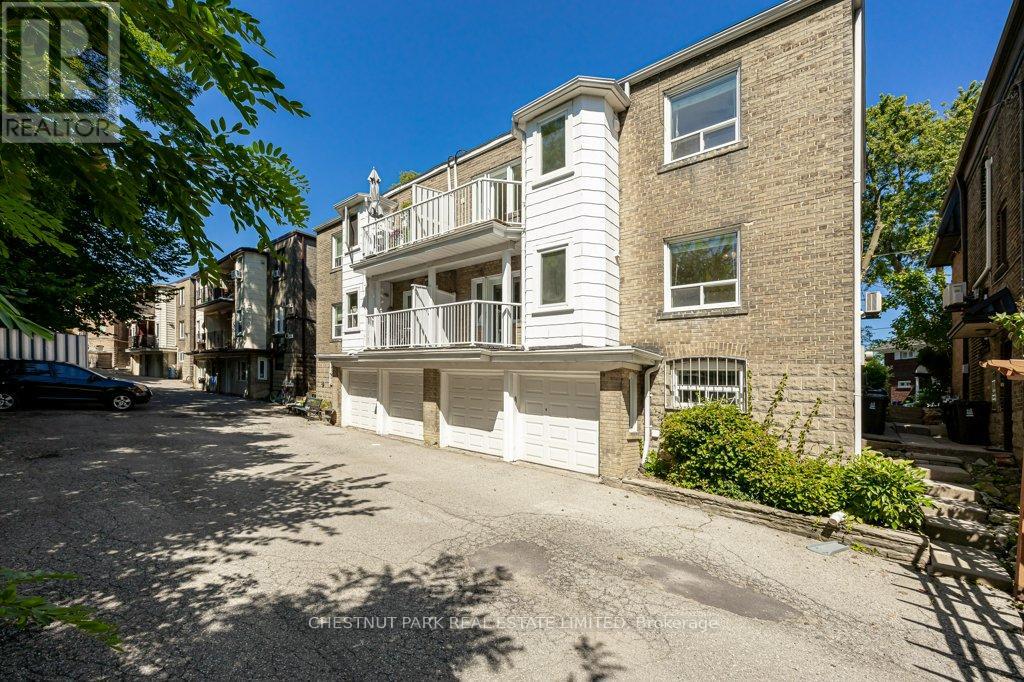 Upper - 101 Chatsworth Drive, Toronto, Ontario  M4R 1R8 - Photo 16 - C13740032
