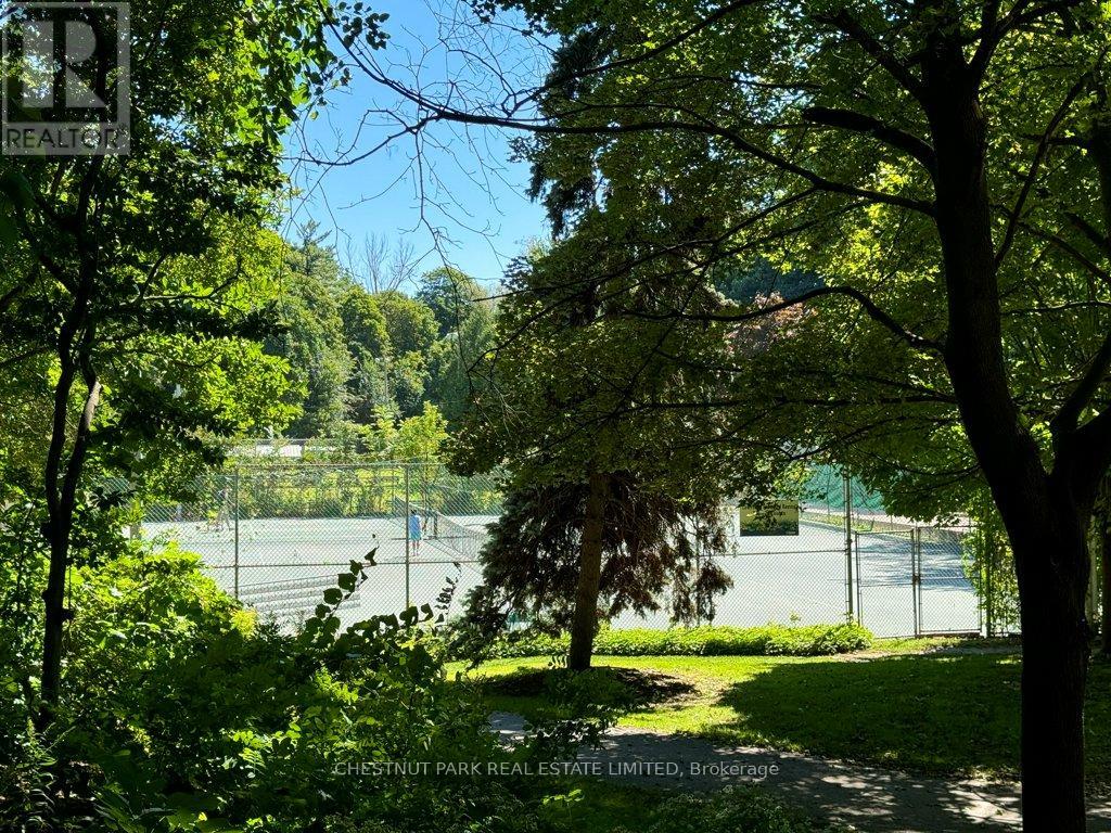Upper - 101 Chatsworth Drive, Toronto, Ontario  M4R 1R8 - Photo 22 - C13740032