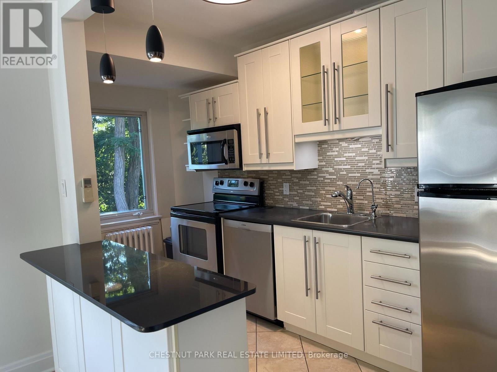 Upper - 101 Chatsworth Drive, Toronto, Ontario  M4R 1R8 - Photo 6 - C13740032
