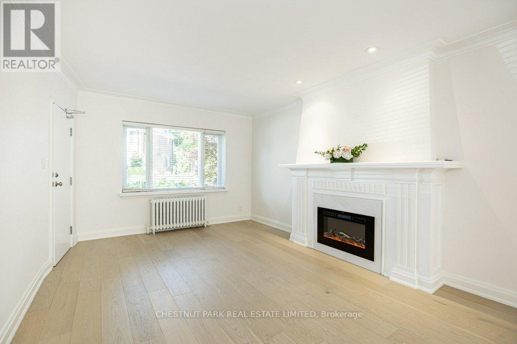 Upper - 101 Chatsworth Drive, Toronto, Ontario  M4R 1R8 - Photo 7 - C13740032