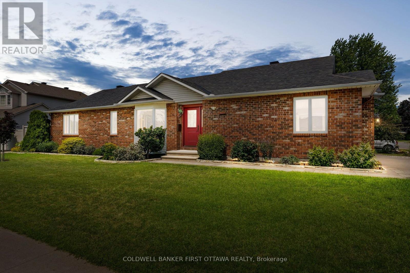 1170 AMBERCREST STREET, Ottawa, Ontario