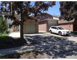 28 RAWLING CRESCENT, Brampton, Ontario