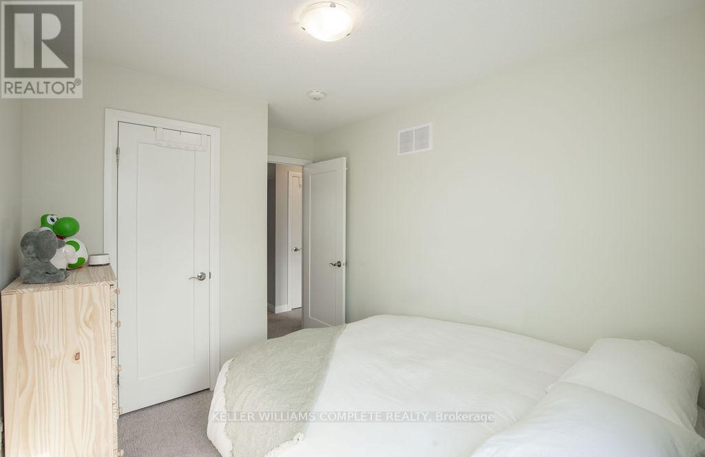 28 Canary Grass Boulevard, Hamilton, Ontario  L0R 1P0 - Photo 27 - X13157684