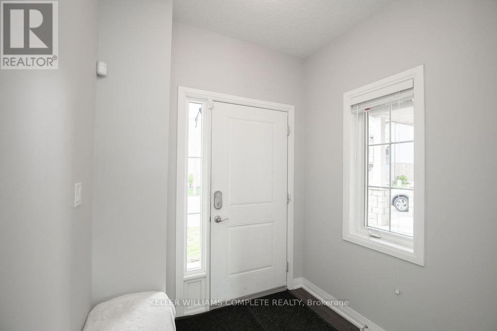 28 Canary Grass Boulevard, Hamilton, Ontario  L0R 1P0 - Photo 5 - X13157684