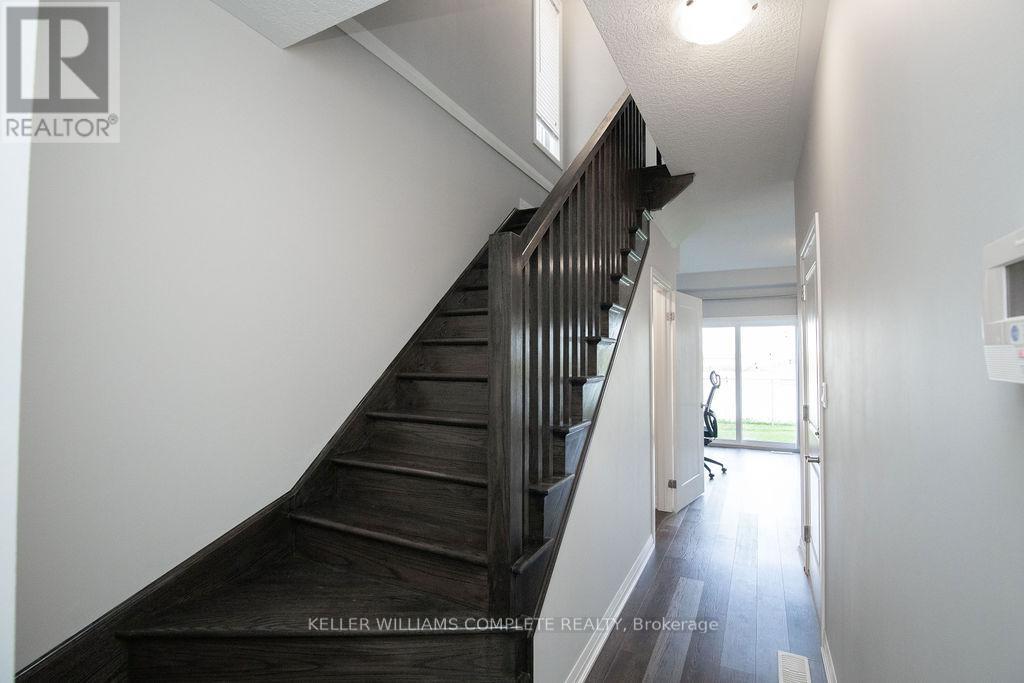 28 Canary Grass Boulevard, Hamilton, Ontario  L0R 1P0 - Photo 6 - X13157684