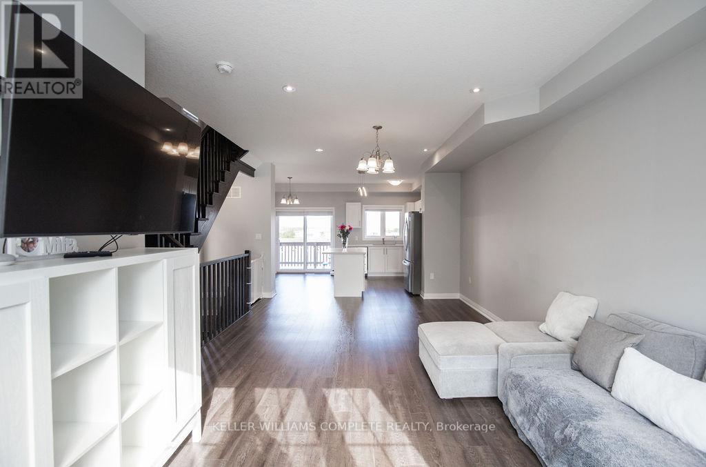 28 Canary Grass Boulevard, Hamilton, Ontario  L0R 1P0 - Photo 7 - X13157684