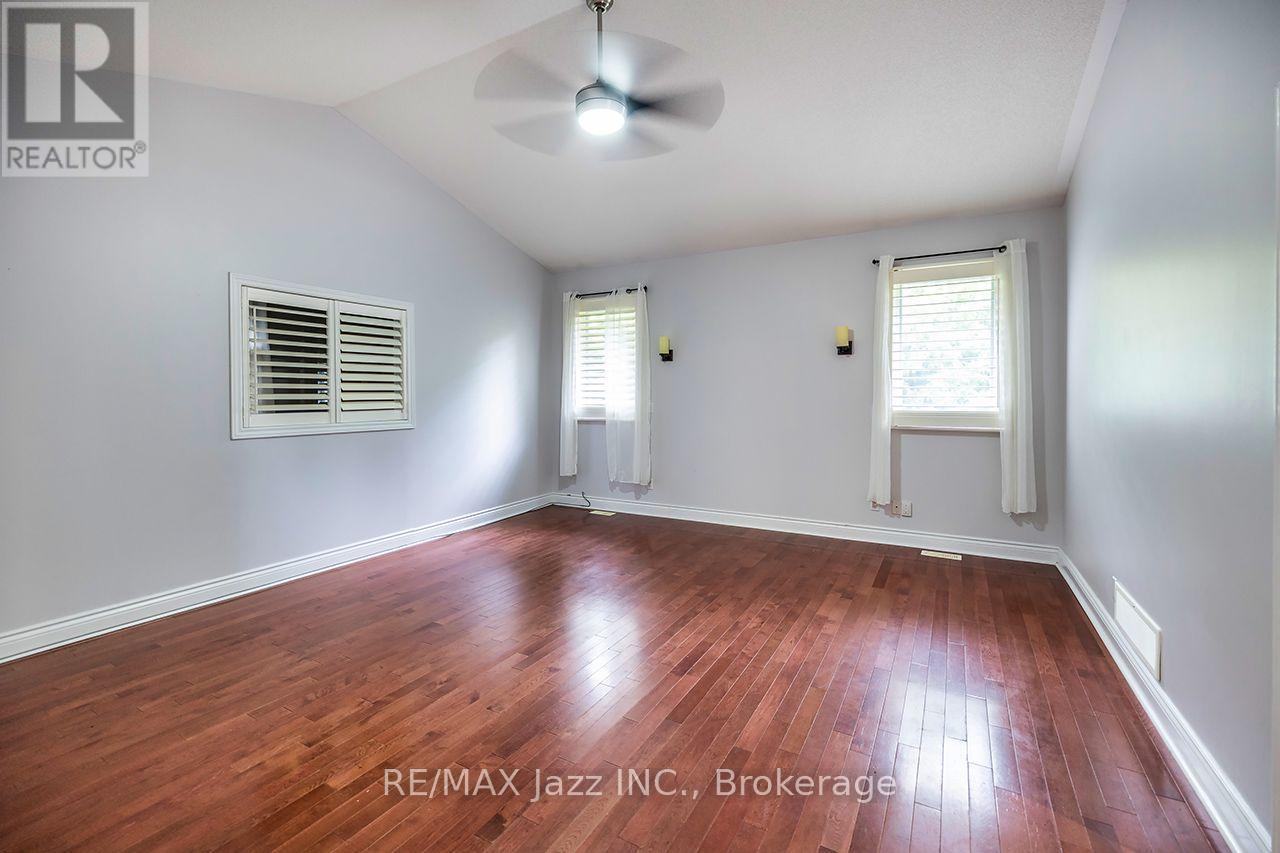 99 Hurd Street, Oshawa, Ontario  L1H 7K4 - Photo 15 - E13738214