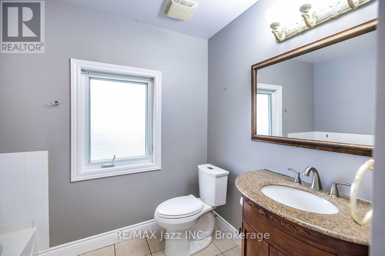 99 Hurd Street, Oshawa, Ontario  L1H 7K4 - Photo 26 - E13738214