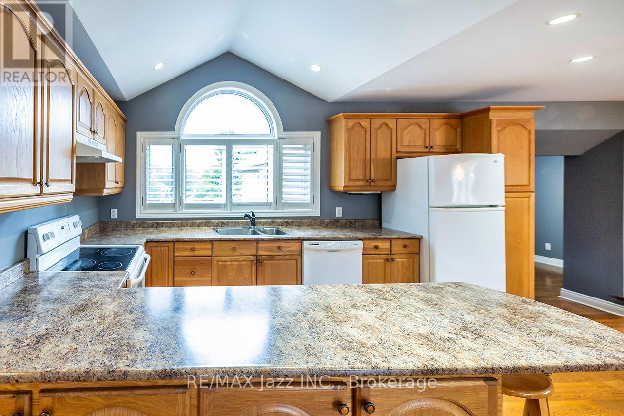 99 Hurd Street, Oshawa, Ontario  L1H 7K4 - Photo 28 - E13738214