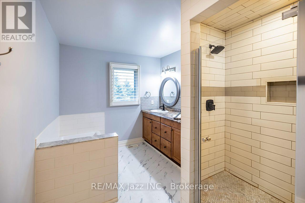99 Hurd Street, Oshawa, Ontario  L1H 7K4 - Photo 35 - E13738214