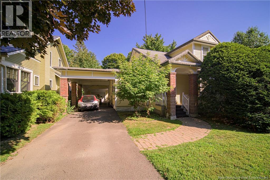 320 University Avenue, Fredericton, New Brunswick