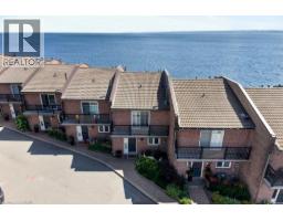 2136 OLD LAKESHORE Road Unit# 4, Burlington, Ontario