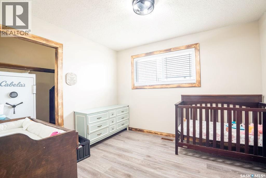 701 1st Street, Hanley, Saskatchewan  S0G 2E0 - Photo 18 - SK047368