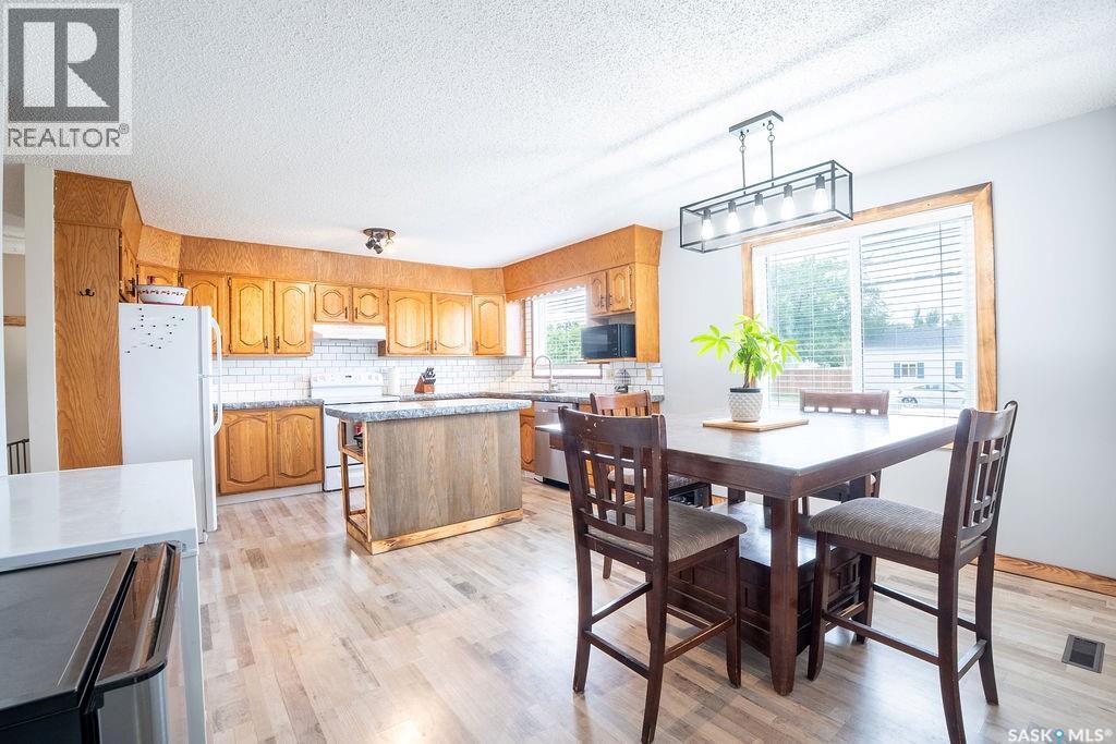 701 1st Street, Hanley, Saskatchewan  S0G 2E0 - Photo 5 - SK047368