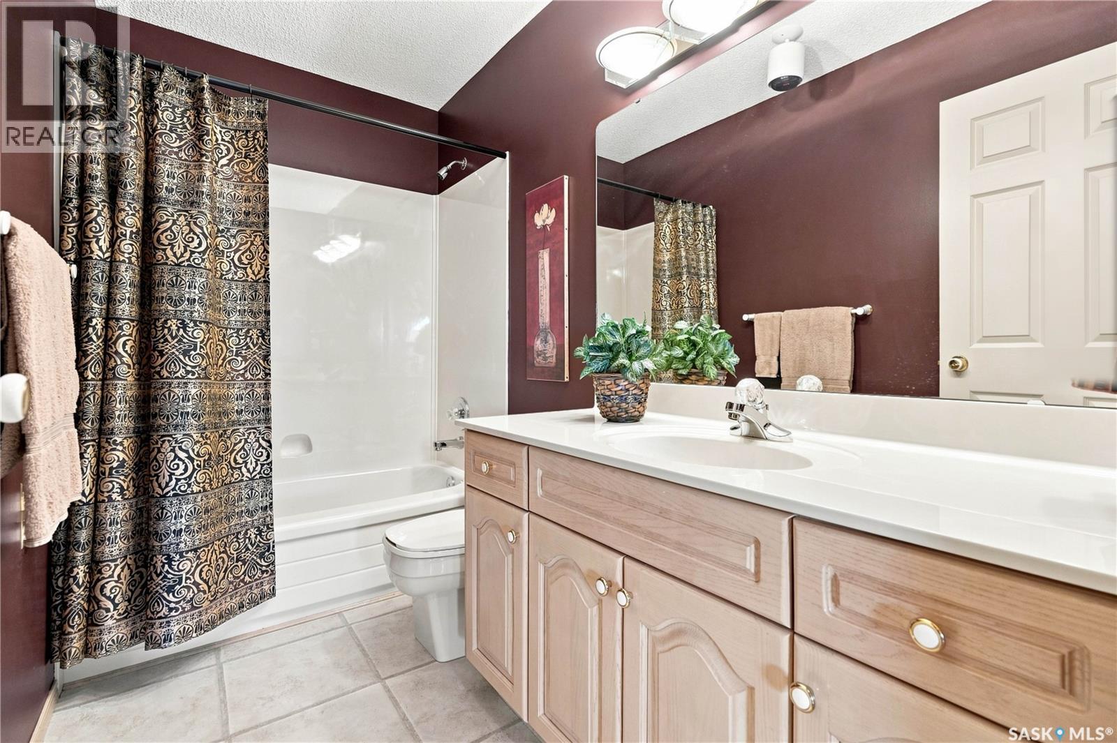 1719 Clive Bay E, Regina, Saskatchewan  S4V 2R8 - Photo 41 - SK047353