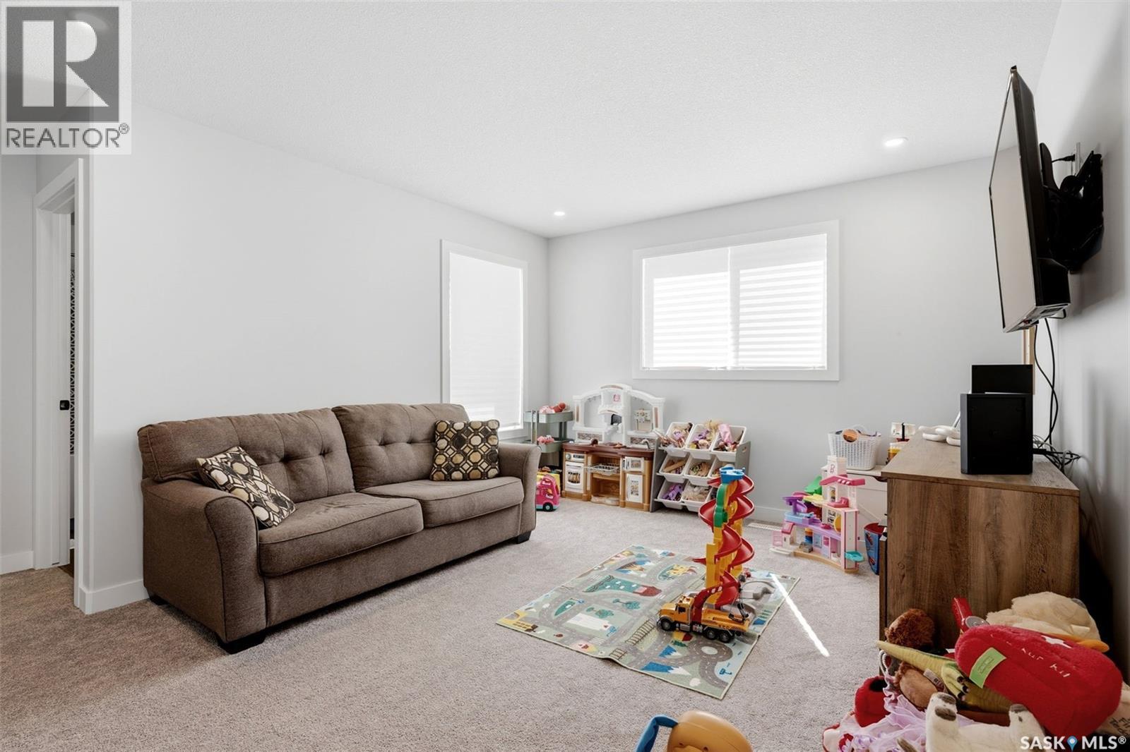 34 Mackenzie Crescent, Pilot Butte, Saskatchewan  S0G 0Z0 - Photo 15 - SK047278