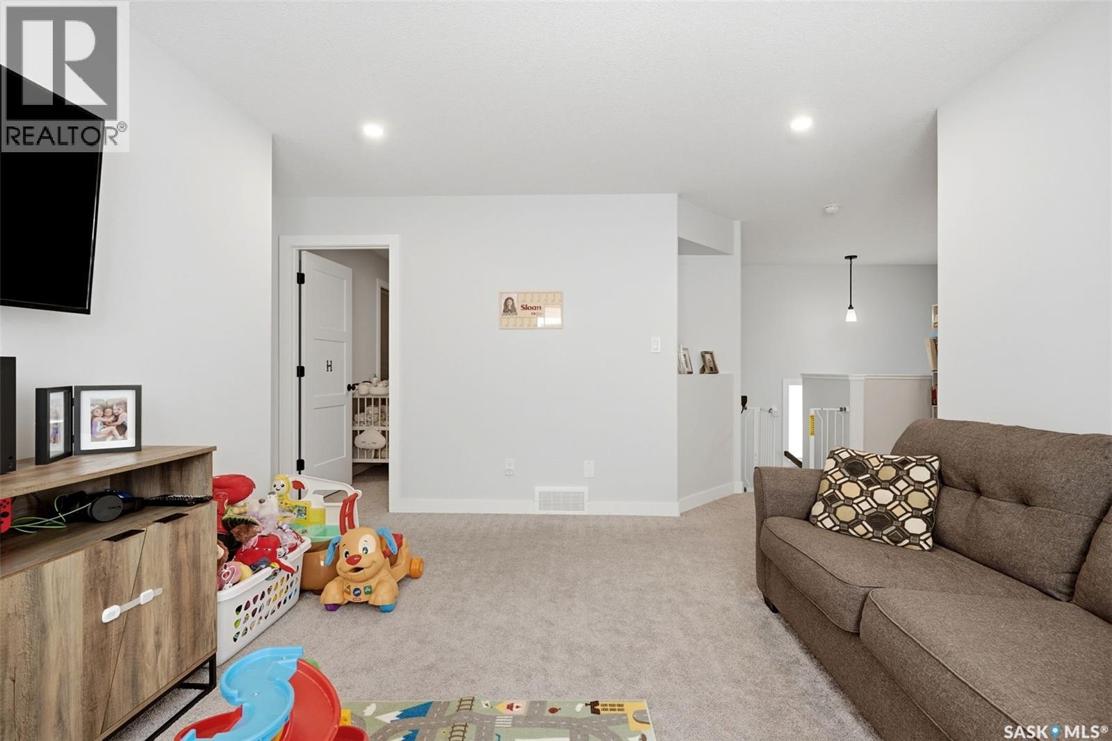 34 Mackenzie Crescent, Pilot Butte, Saskatchewan  S0G 0Z0 - Photo 17 - SK047278
