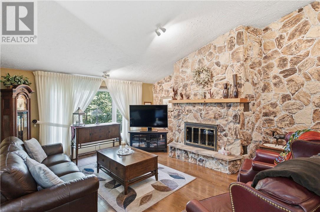 2124 Salo Road, Sudbury, Ontario  P3E 4M9 - Photo 11 - 2130133